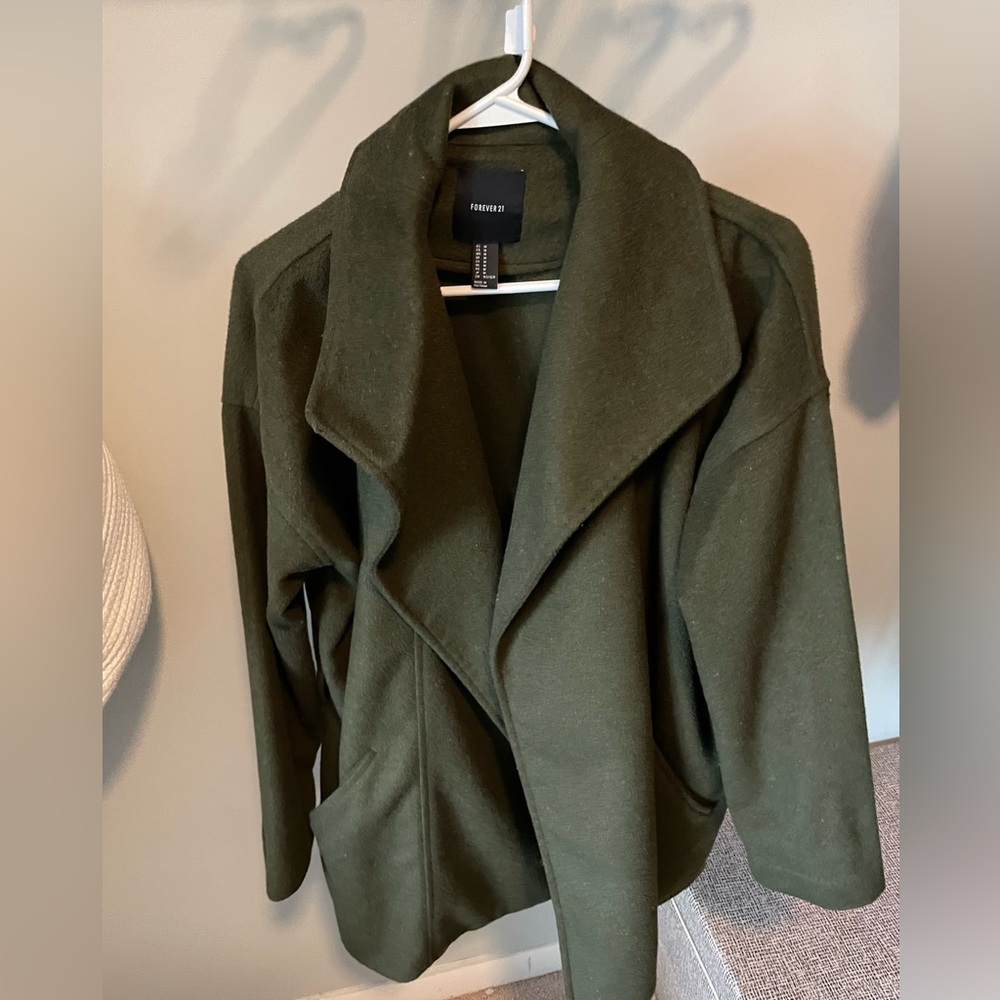 Women’s large green coat. From Forever 21